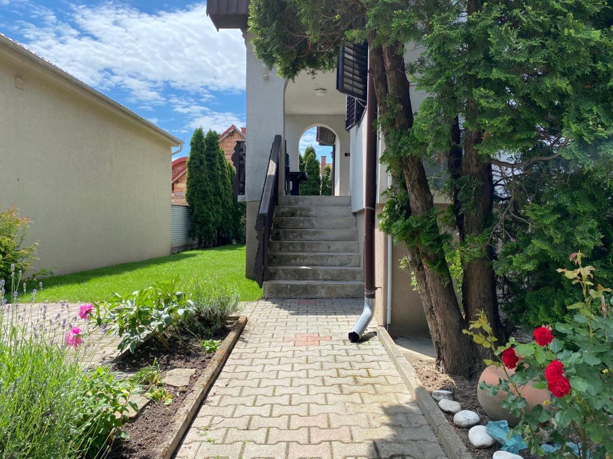 Szomszéd Ház Apartamento Keszthely Exterior foto
